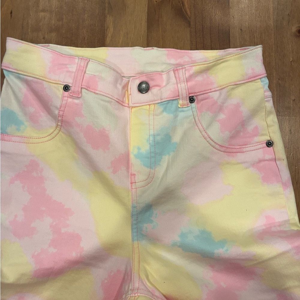 HUE Pastel Tie-Dye Buttoned Jeans